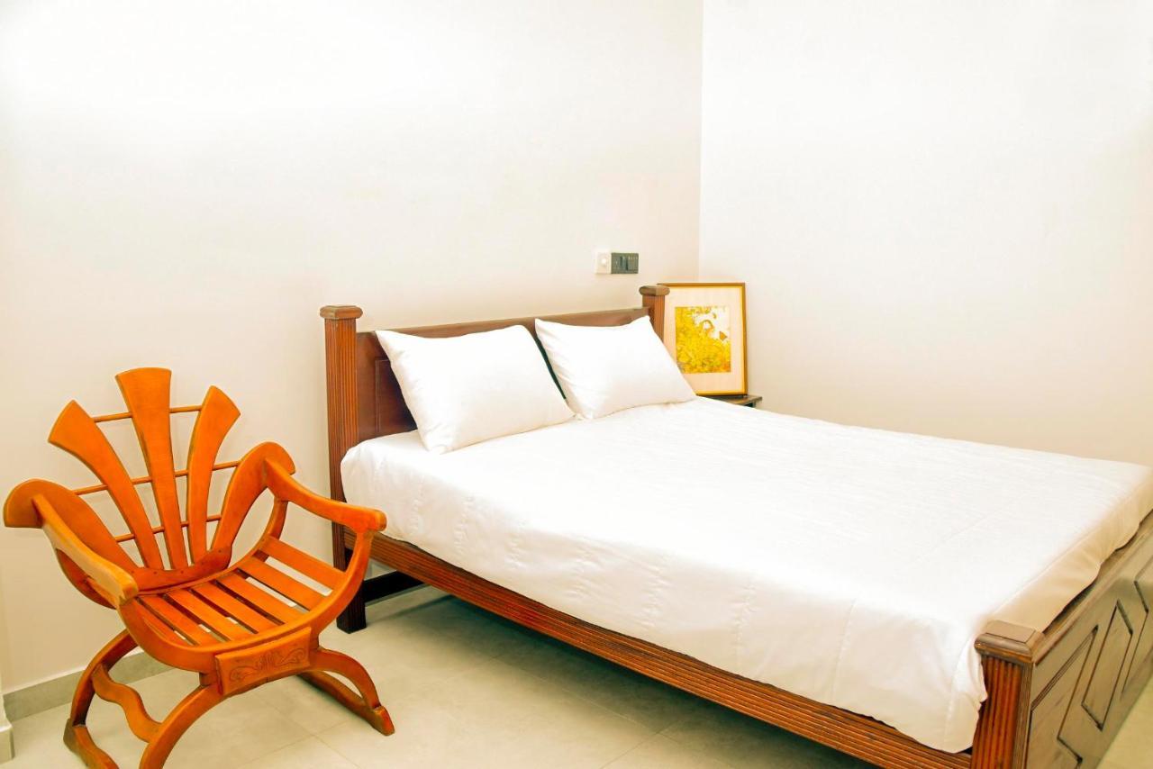 Kavin Beach Hotel Хіккадува Екстер'єр фото